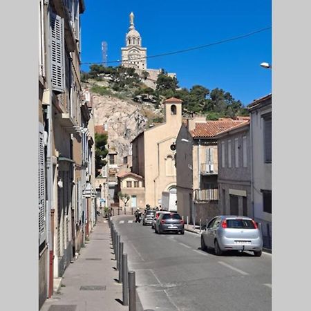 Studio A 10 Min A Pied Notre-Dame De La Garde Apartment Marseille Bagian luar foto